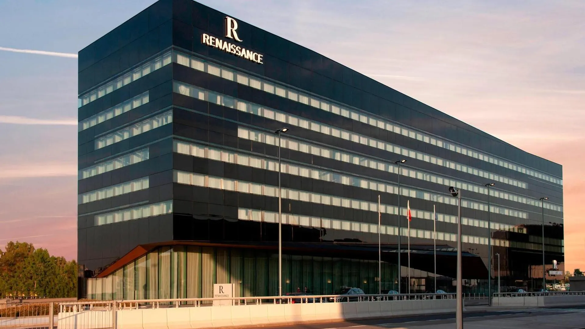 Renaissance Warsaw Airport Hotel