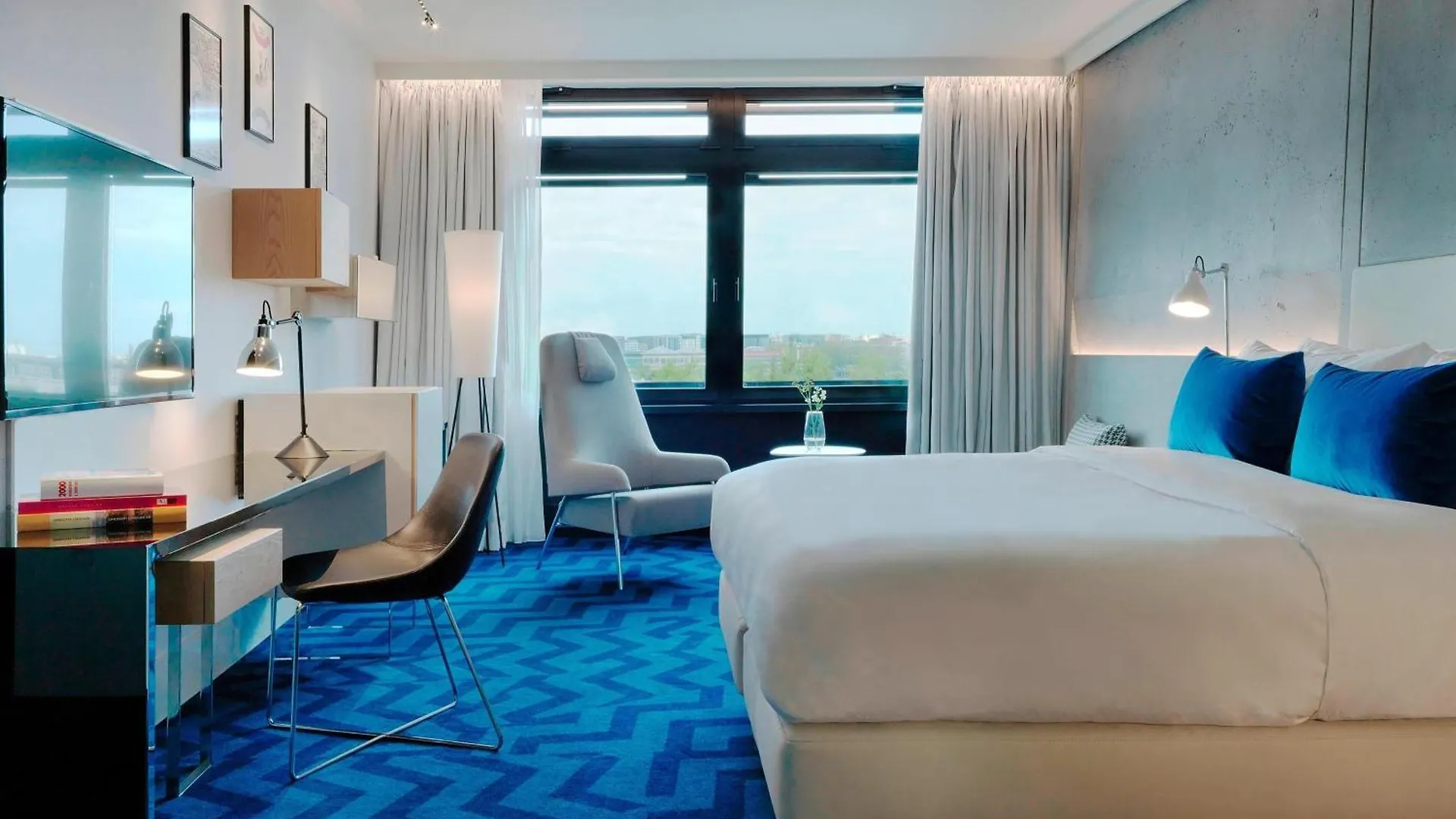 Renaissance Warsaw Airport Hotel